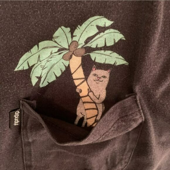 RipNDip unisex black short sleeve shirt with cat in pocket and palm tree -S - Picture 5 of 9